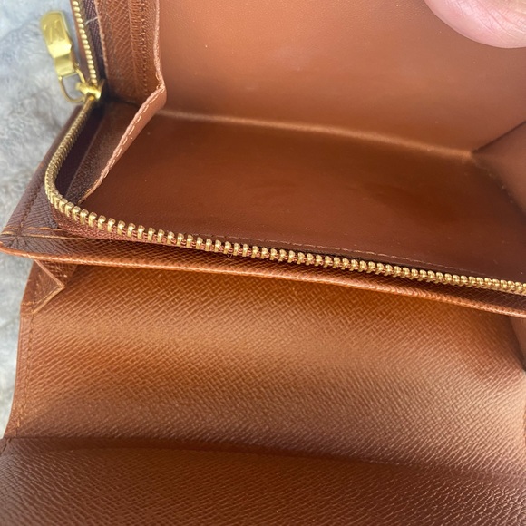 Authentic Louis Vuitton Wallet Monogram Vintage - Picture 7 of 14